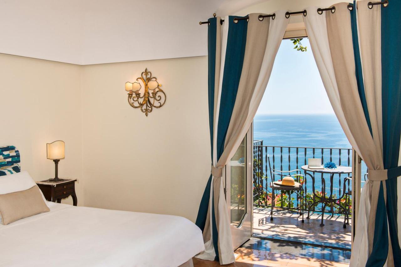 Superior Double Room Balcony Sea View